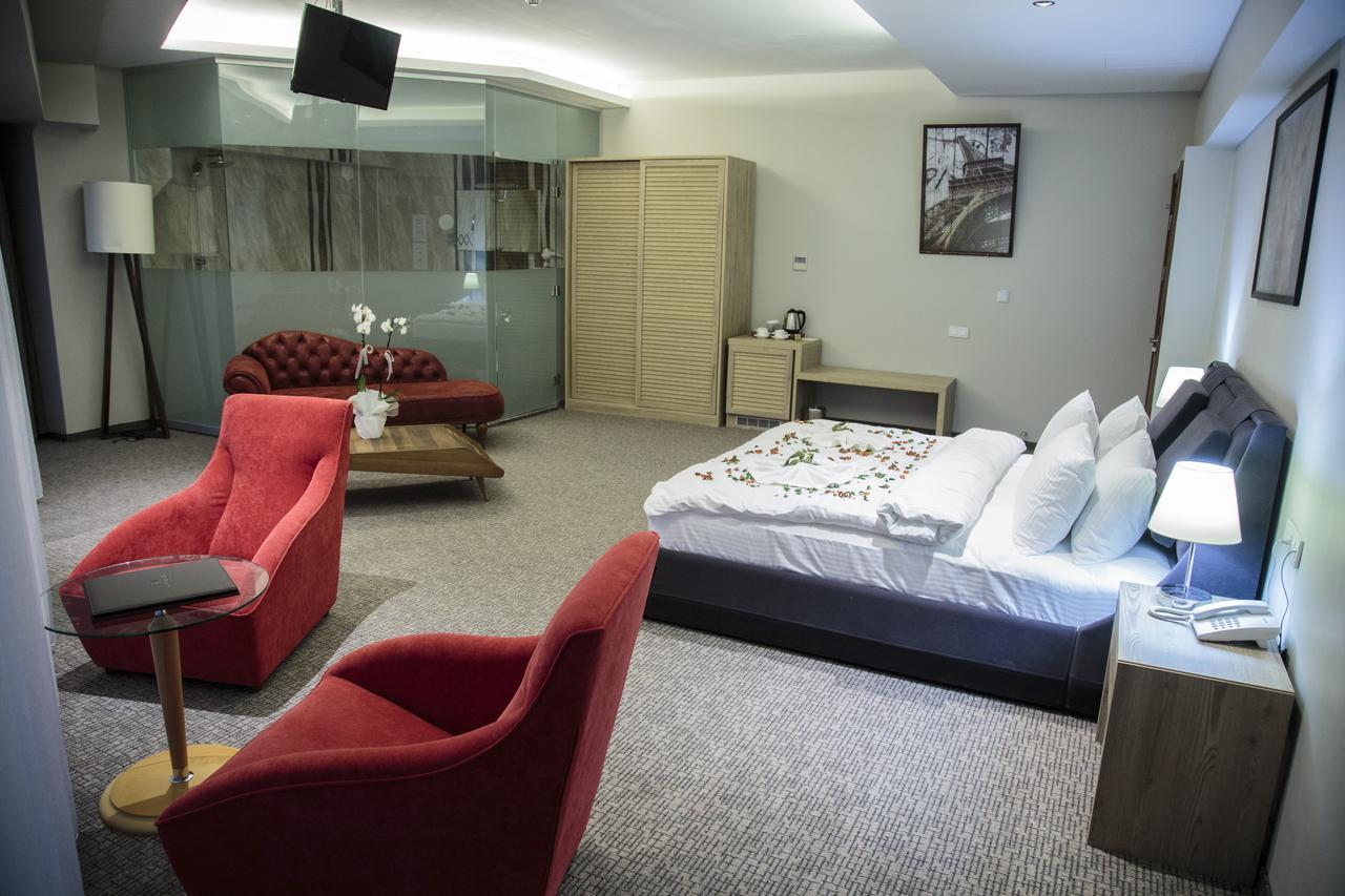 Hotel City Inegoel מראה חיצוני תמונה