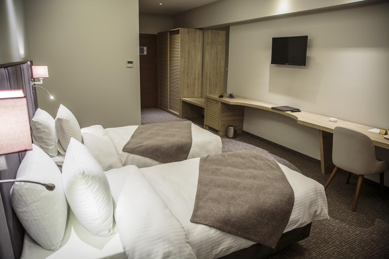 Hotel City Inegoel מראה חיצוני תמונה