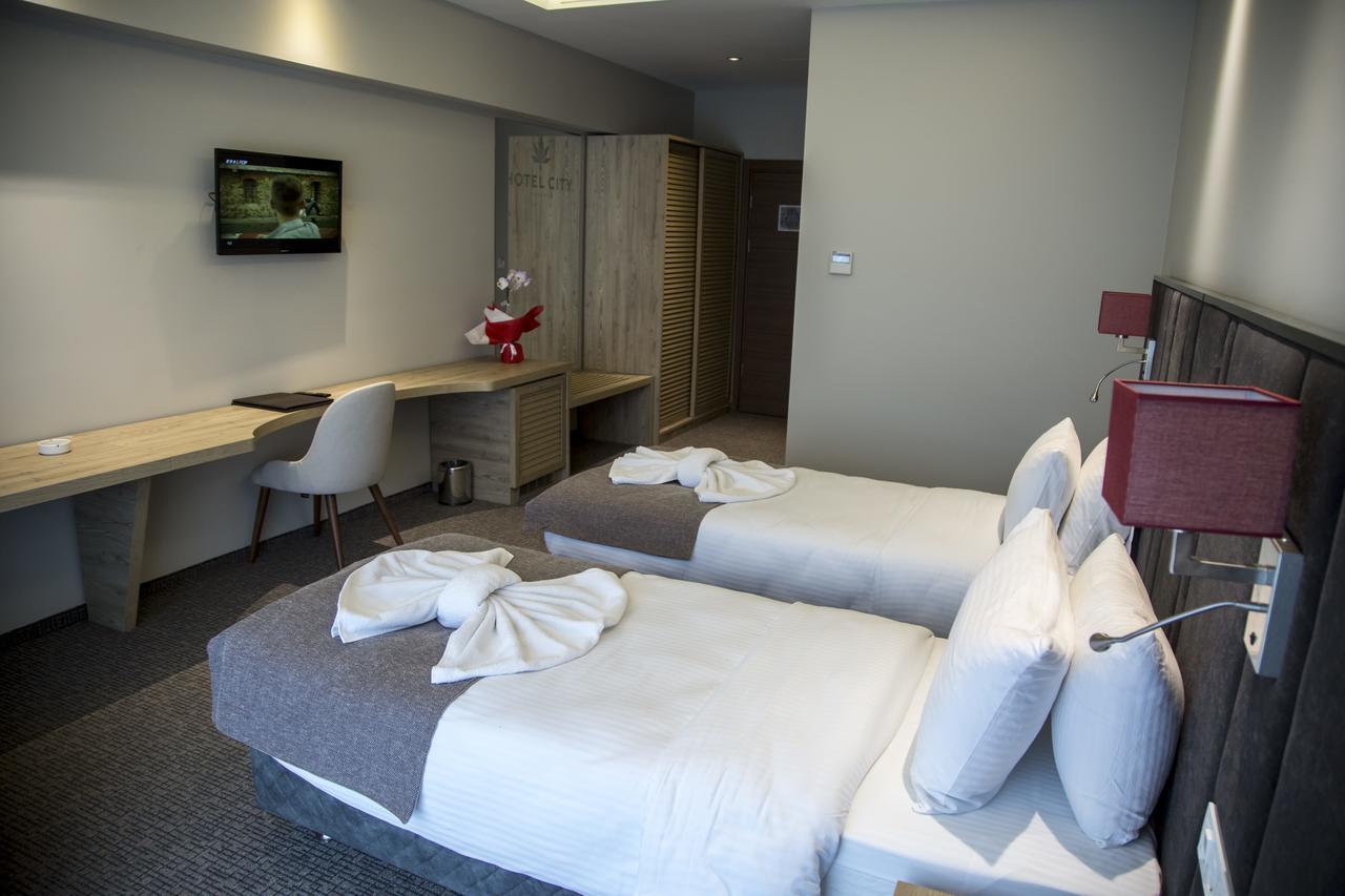 Hotel City Inegoel מראה חיצוני תמונה